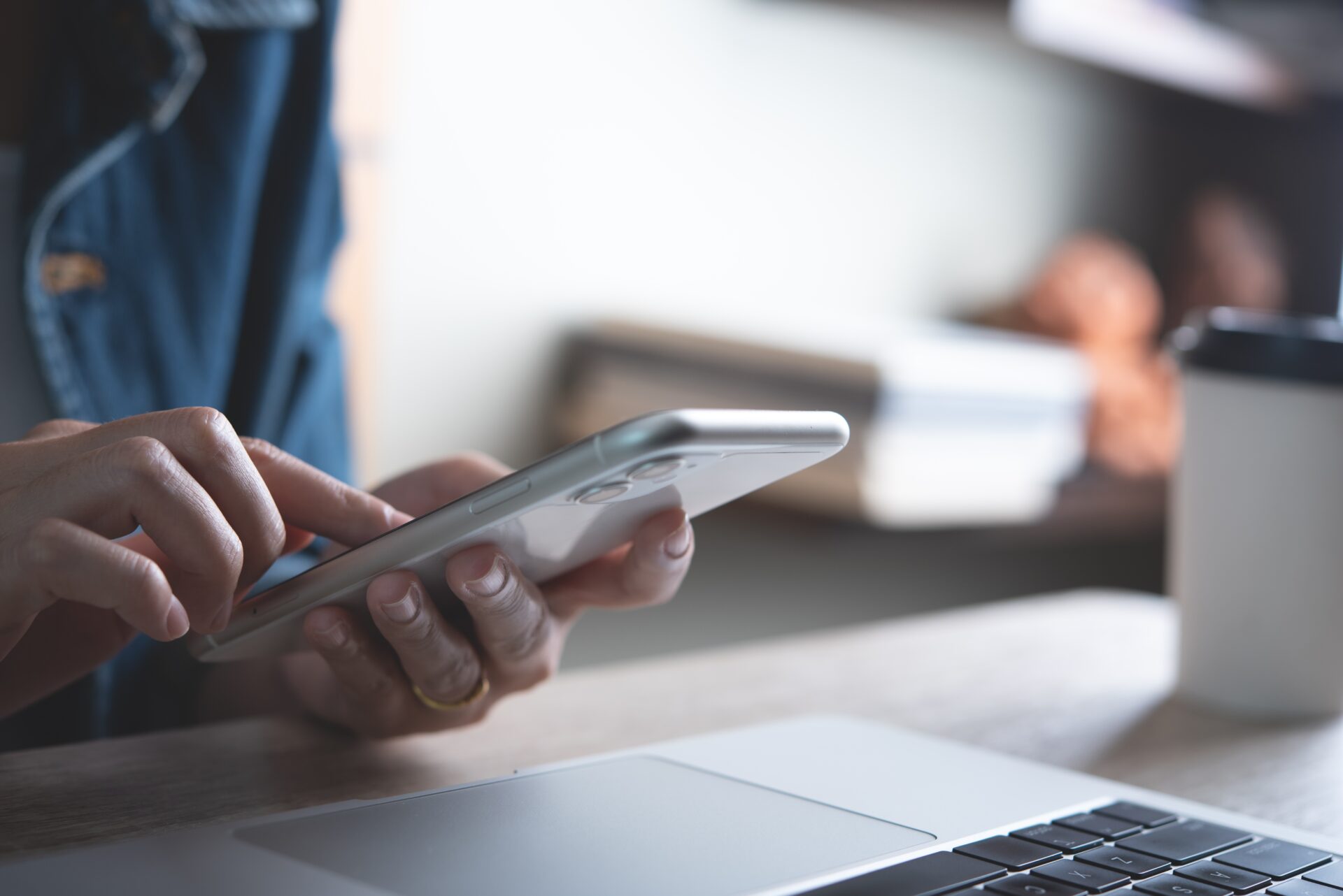 What is a forward contract and when should you use one?